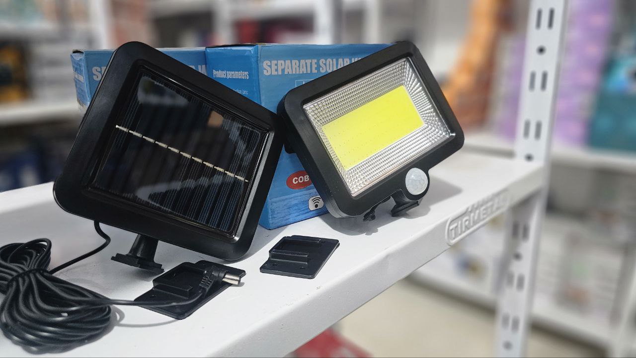 Lampe projecteur solaire LED et détecteur de mouvement 5W IP44 - SL-F100 - Électronique - صورة حقيقية 5