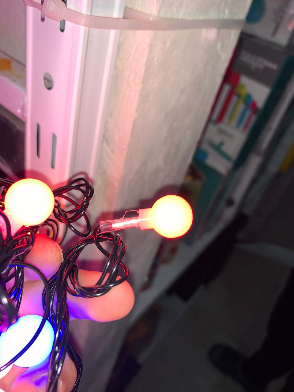 Guirlande lumineuse à 40 LED - 9 m - Branchement direct avec secteur étanche décoration idéale pour chambre (Rond) - Décoration - صورة حقيقية 13