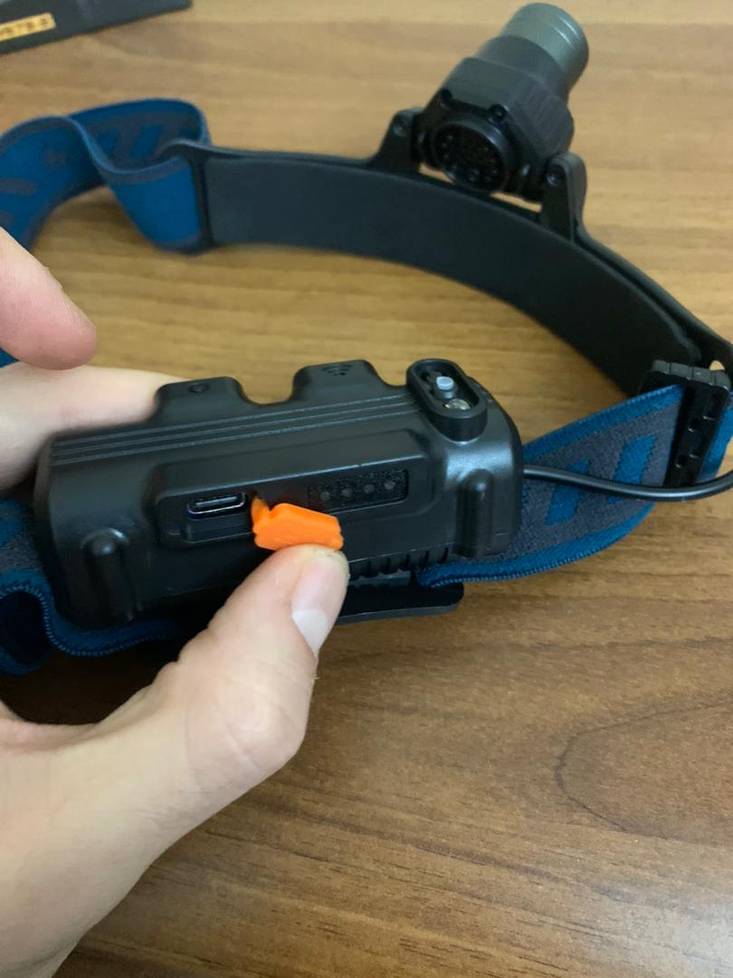 Lampe Frontale Rechargeable 2600mAh avec Capteur Mouvement - Camping et Randonnée - صورة حقيقية 9