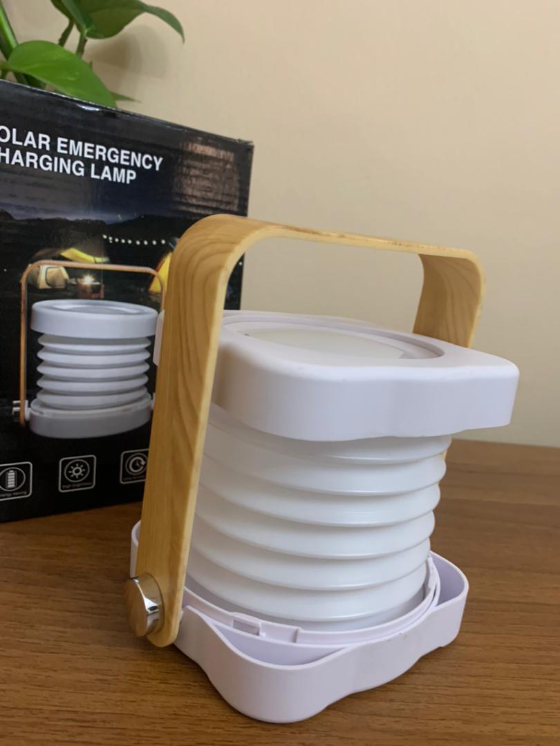 Lampe de Table Télescopique et Pliable 4 en 1 à intensité variable 3 niveaux - Camping et Randonnée - صورة حقيقية 10