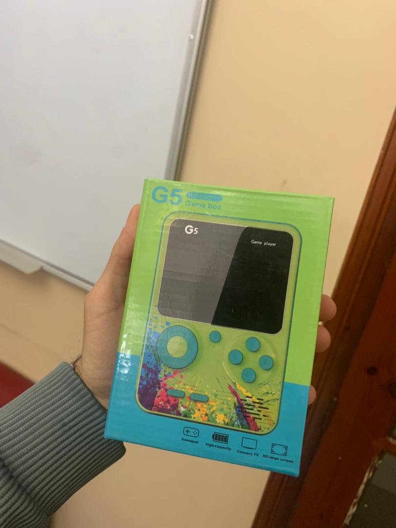 Console de jeu portable avec 500 jeux intégrés - Jouet & Gaming - صورة حقيقية 9