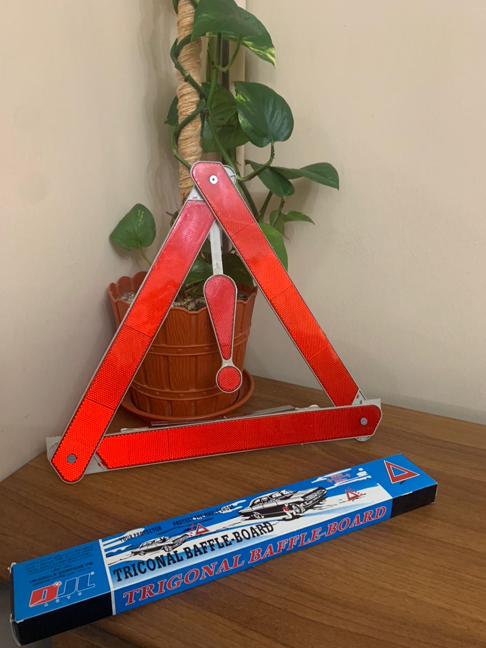 Triangle d’urgence Réflecteurs D’Allée - Accessoires Auto/Moto - صورة 8