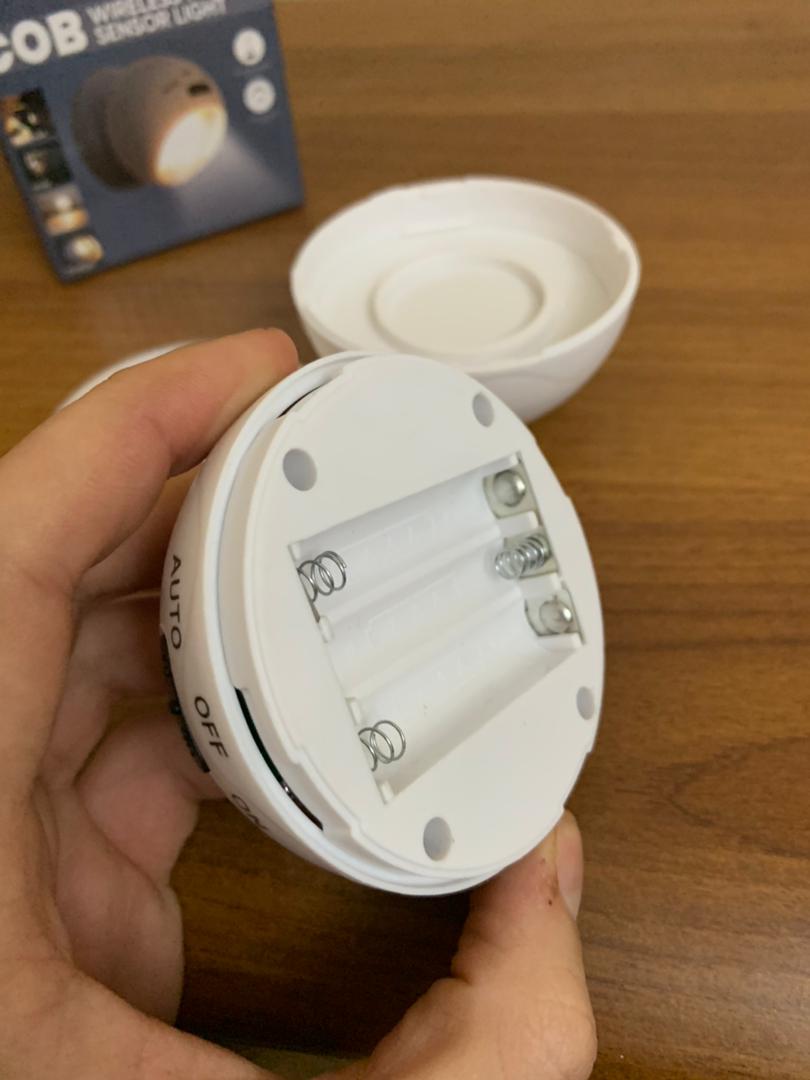 Lampe COB à détecteur de mouvement portable à 360 ° - Décoration - صورة حقيقية 10