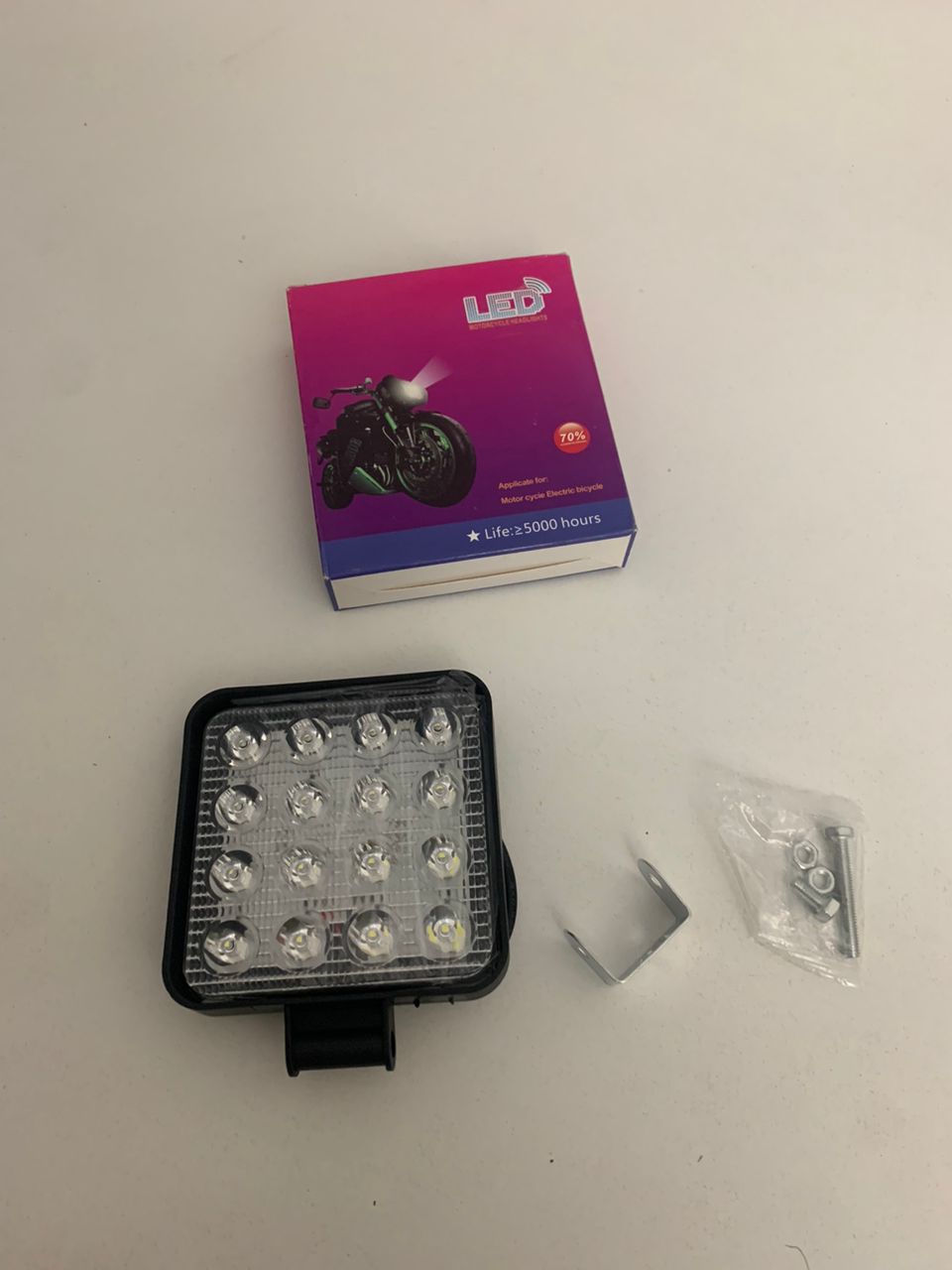 Phare de Travail LED 12V-24V en Aluminium pour Véhicules – مصابيح أمامية LED للألمنيوم 12 – 24 فولت لللمركبات - Accessoires Auto/Moto - صورة 8