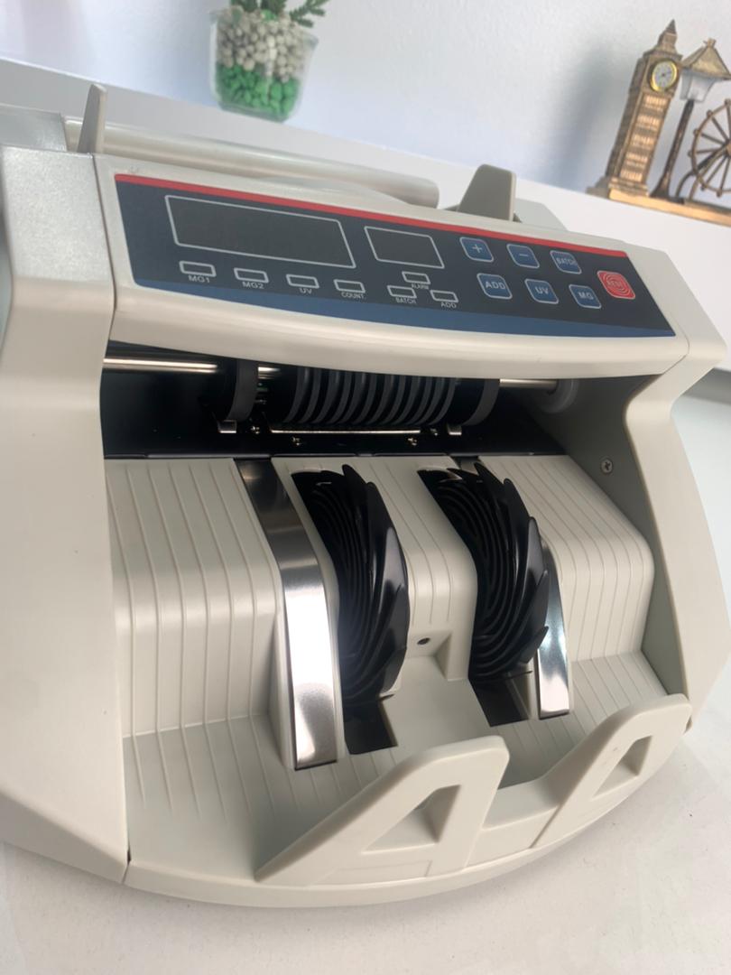 Compteuse Automatique de Billets avec Détection UV – آلة عد النقود الأوتوماتيكية مع كشف الأشعة فوق البنفسجية - Outillage et Bricolage - صورة حقيقية 11