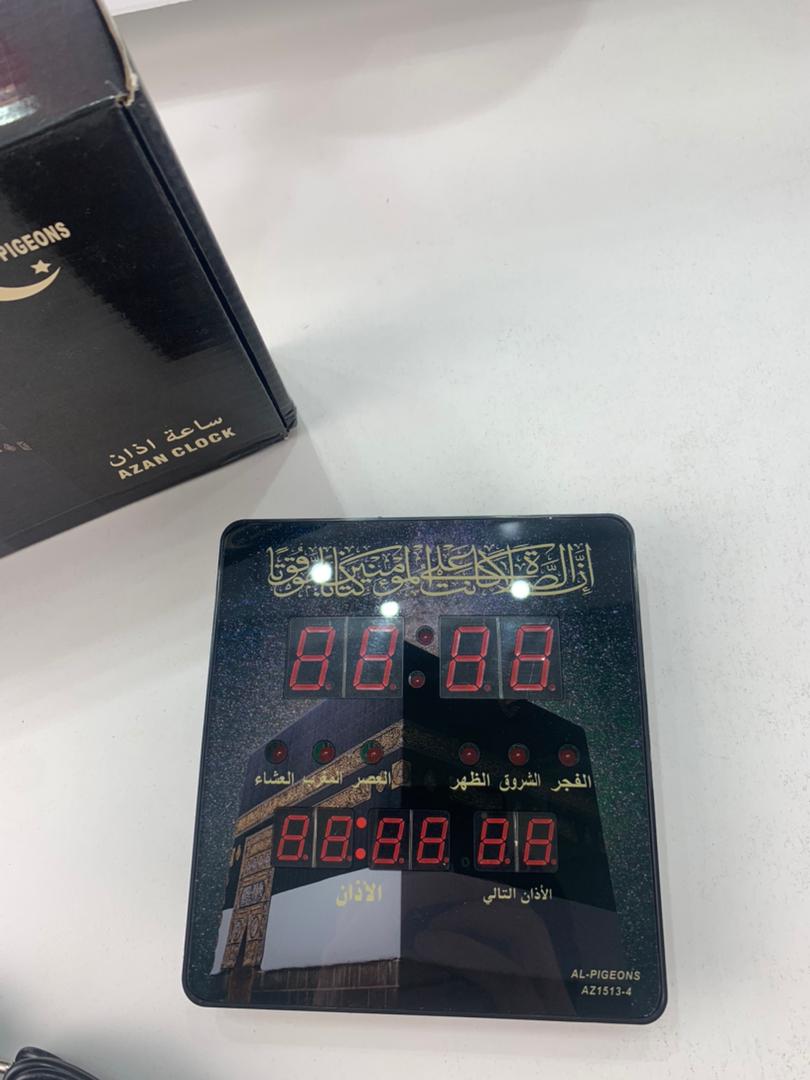 Horloge Islamic Digitale LED avec Heures de Prière Automatiques et Appel à la Prière – ساعة رقمية مع أوقات الصلاة والأذان - Électronique - صورة حقيقية 5