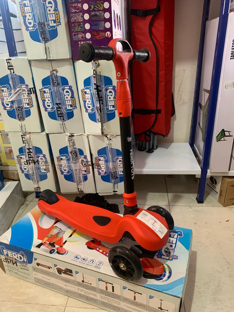 Trottinette Enfant à 3 Roues Lumineuses pour Enfants – سكوتر أطفال جيل جديد - Jouet & Gaming - صورة 8