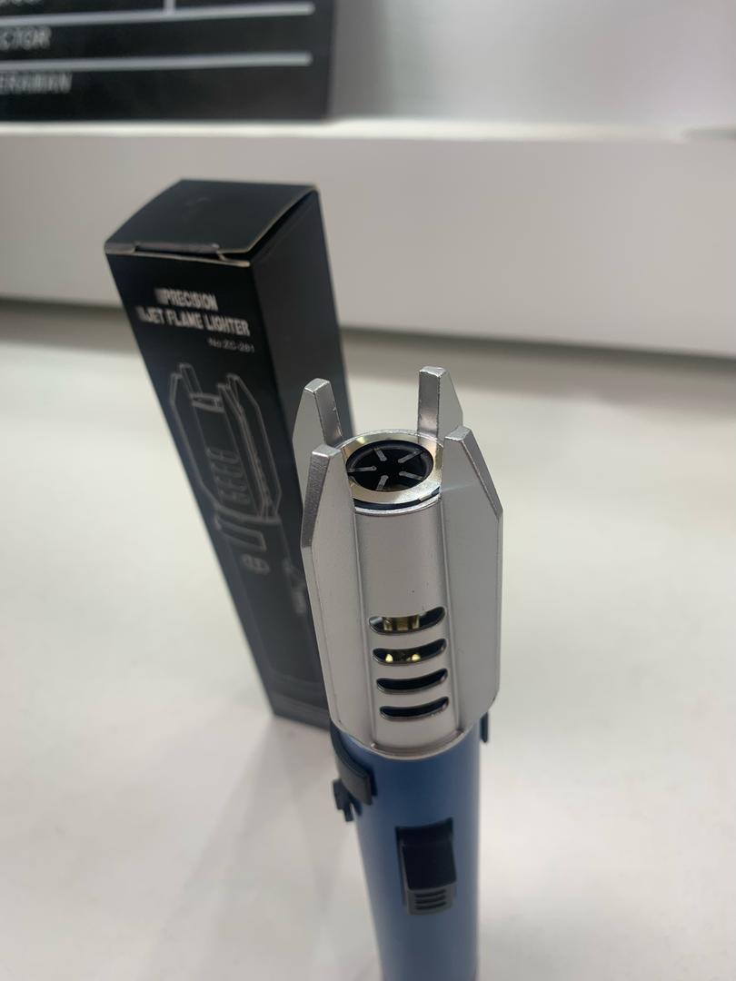 Briquet à flamme droite très puissant coupe-vent – موقد نار محمول - Outillage et Bricolage - صورة حقيقية 8