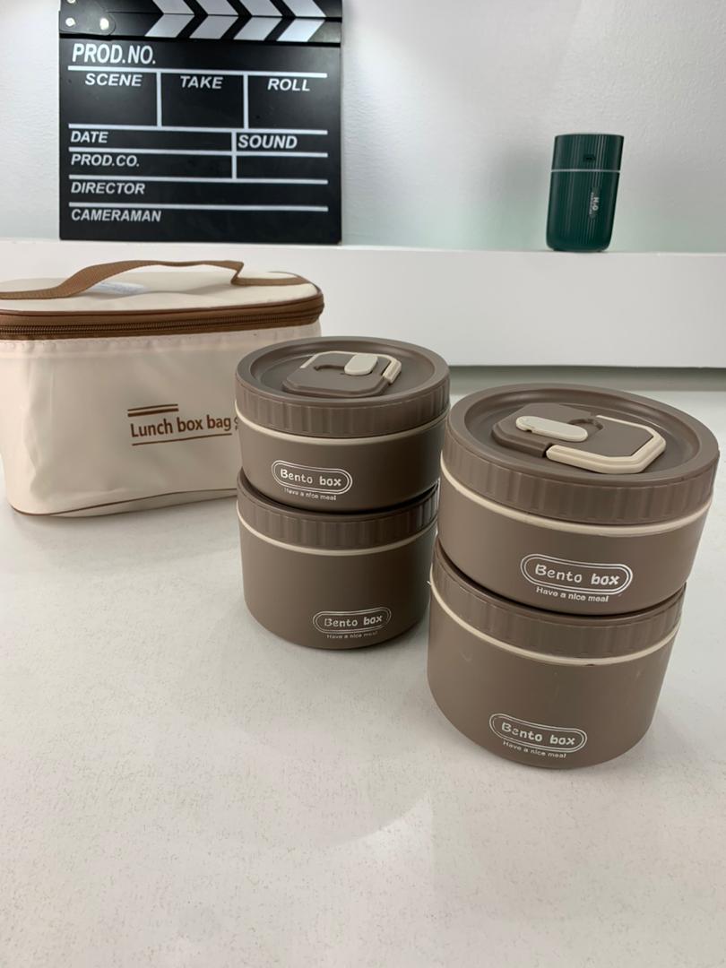 Lunch Box 4 étage avec Sac Isotherme Isolant – حافظة طعام حرارية 4 طبقات قابلة للاستخدام في الميكروويف - Cuisine - صورة 6