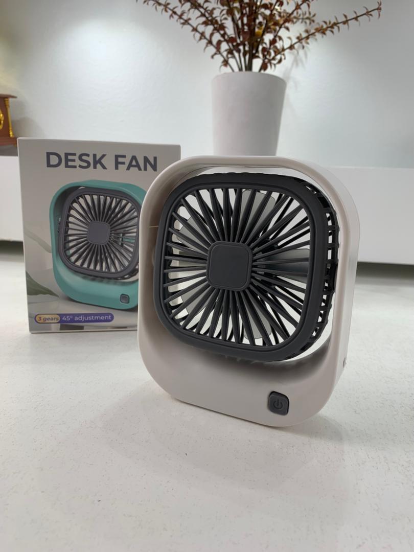 Mini ventilateur carré rechargeable par USB – مروحة مكتب قابلة للشحن - Électronique - صورة حقيقية 7