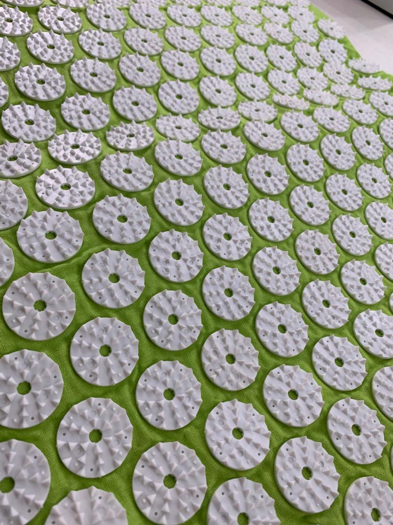 Coussin et Tapis Massage en Polymère d’acupression avec Sac de Rangement – بساط تدليك مع وسادة وحقيبة متنقلة - Sport - صورة حقيقية 10