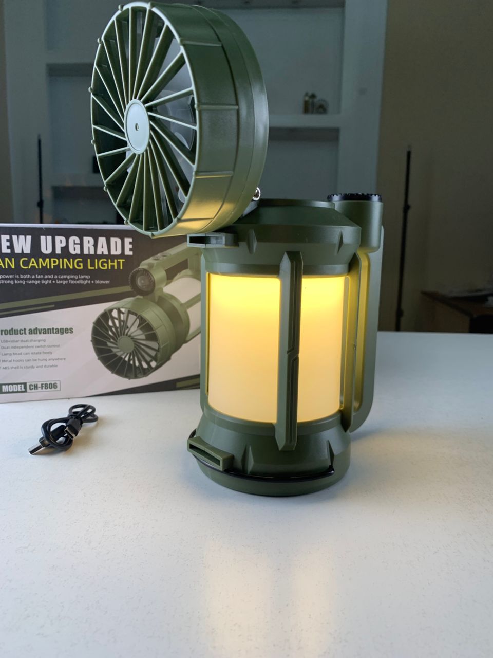 Lanterne de camping LED Rechargeable avec Ventilateur et 4 modes d’éclairage – مصباح ومروحة محمولة - Camping et Randonnée - صورة حقيقية 9
