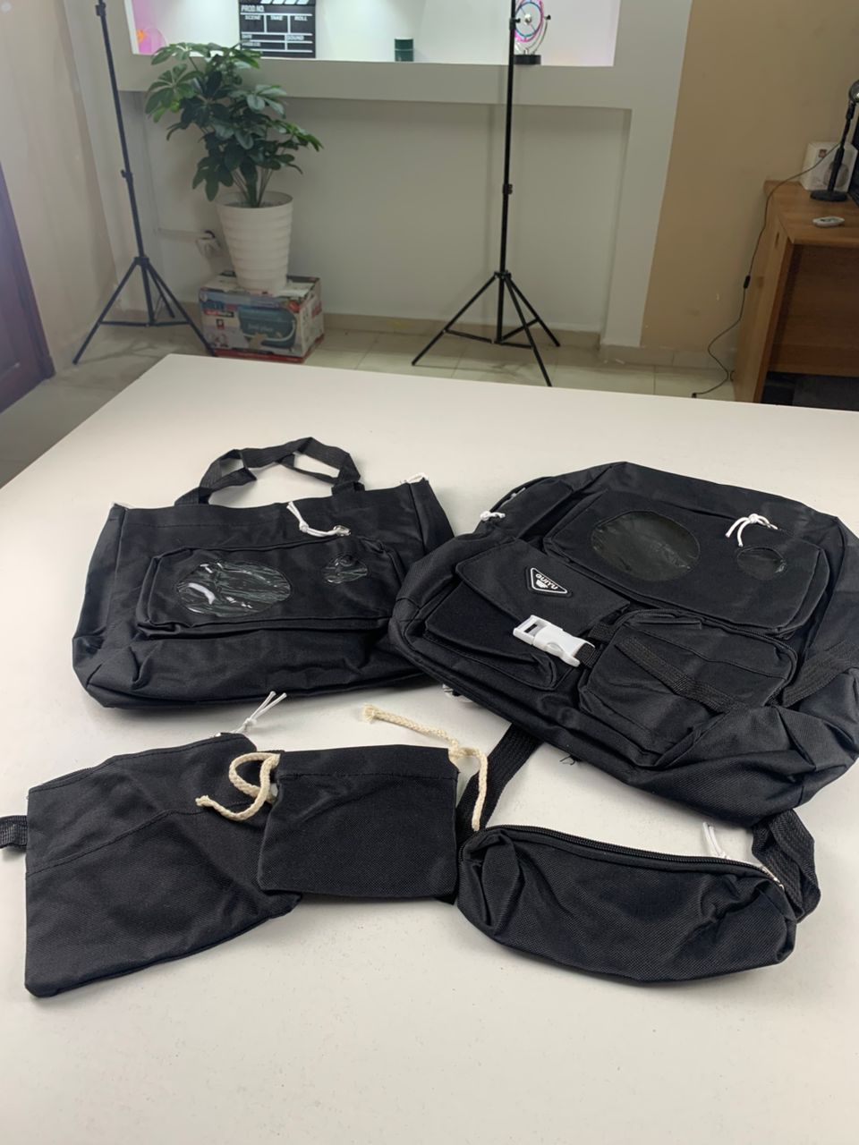 Ensemble de sacs d’école Kawai pour adolescents 5Pcs Guiyu V2 Noir – محفظة 5 قطع كاواي أسود - Sac à dos et Mode - صورة حقيقية 3