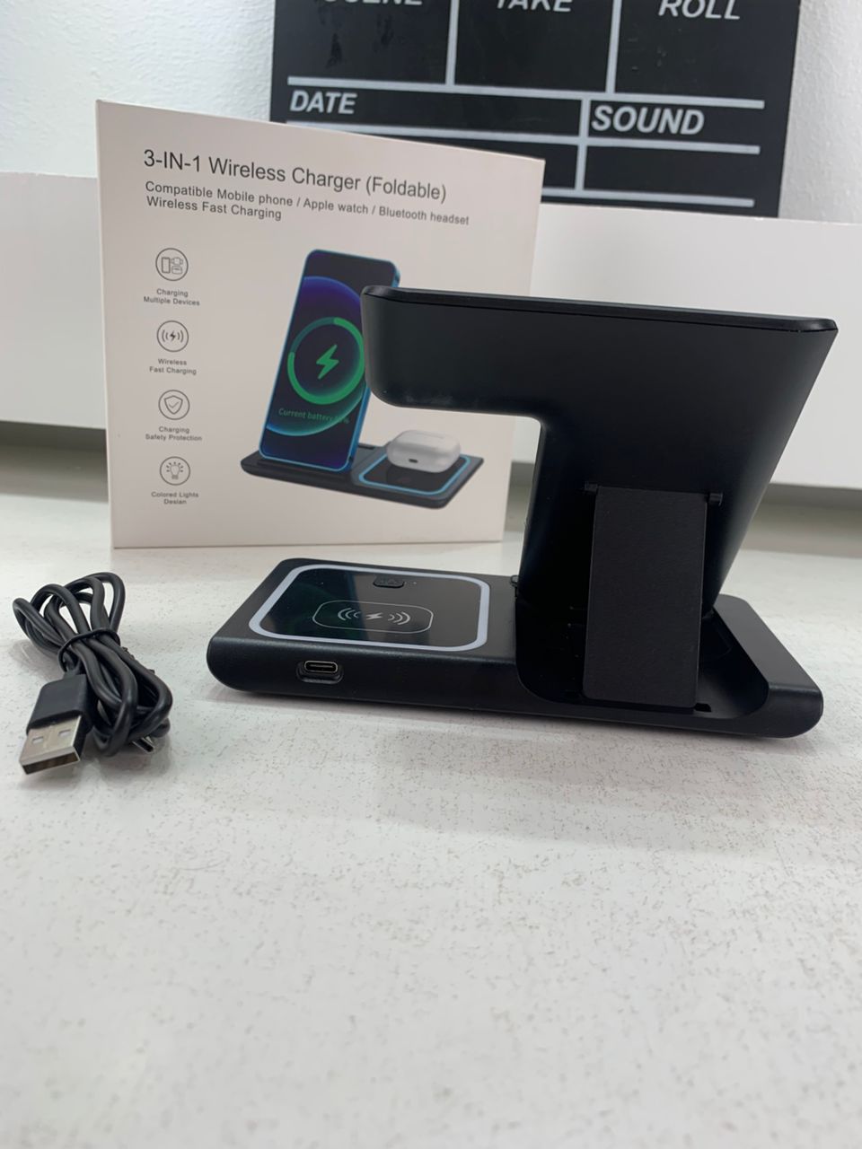 Station de charge sans fil 3 en 1 pour smartphones et appareils électroniques – شاحن لاسلكي للهاتف و الأجهزة الإلكترونية - Électronique - صورة حقيقية 7