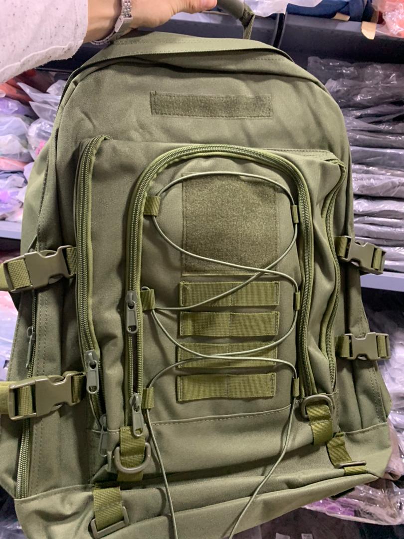 Sac à Dos de randonnée Rucksack Large Capacity 60L JRD5 + Matelas pliable Cadeau - Camping et Randonnée - صورة حقيقية 8