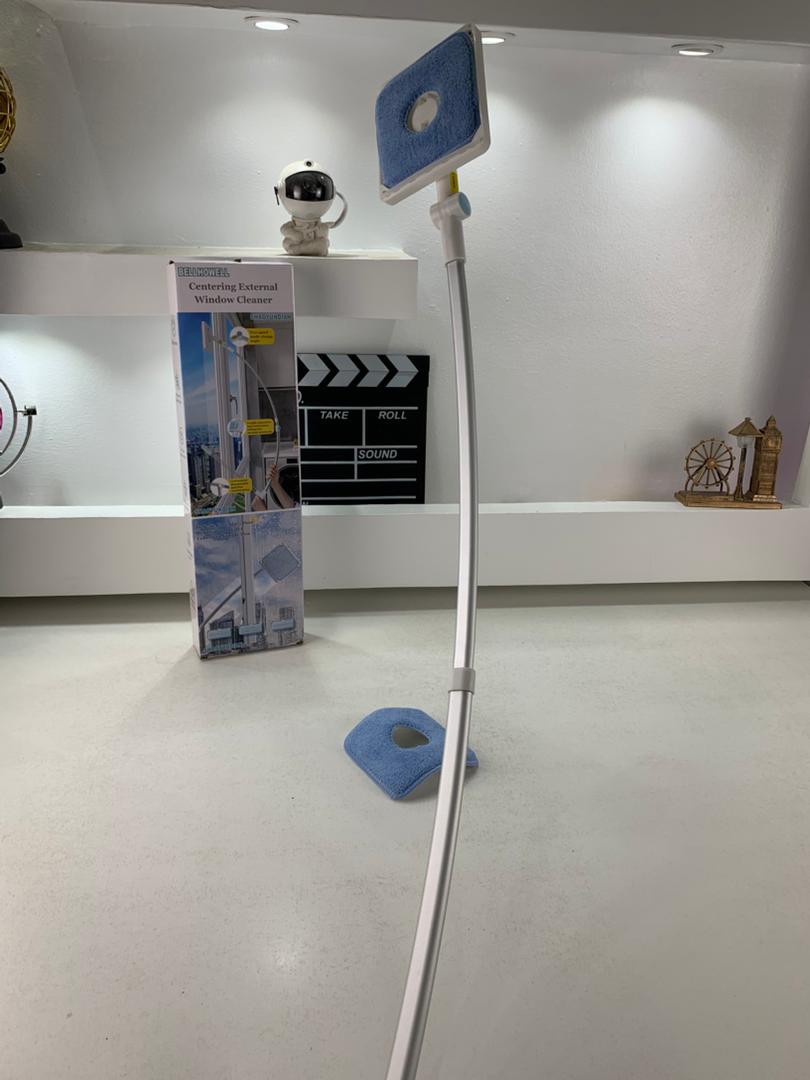 Outil de nettoyage de vitres à long manche télescopique – منظف زجاج خارجي - Maison - صورة حقيقية 9
