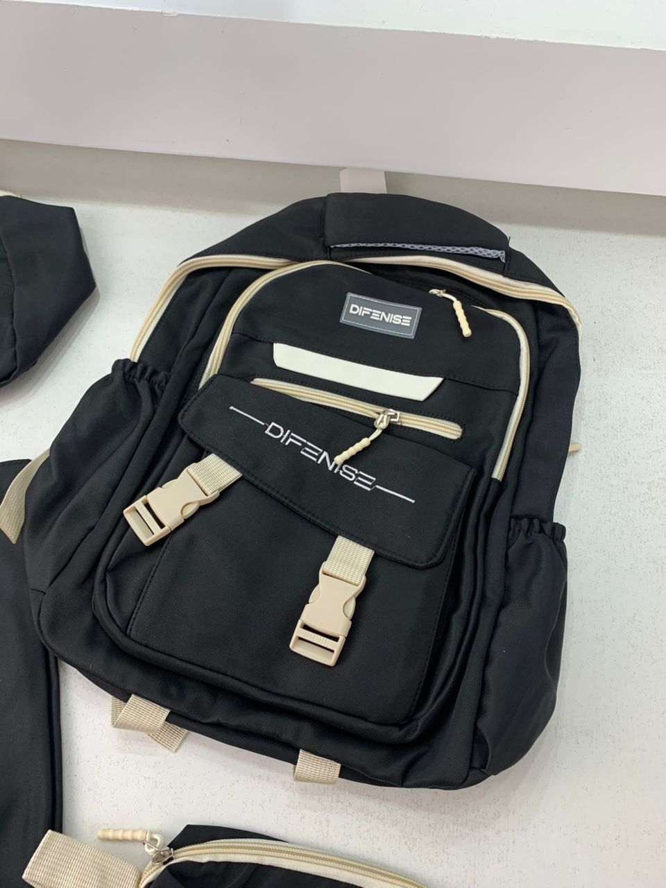 Ensemble de sac à dos kawaii 4Pcs avec porte manger isotherme noir – طقم محفظة مع حقيبة حفظ الطعام - Sac à dos et Mode - صورة 5