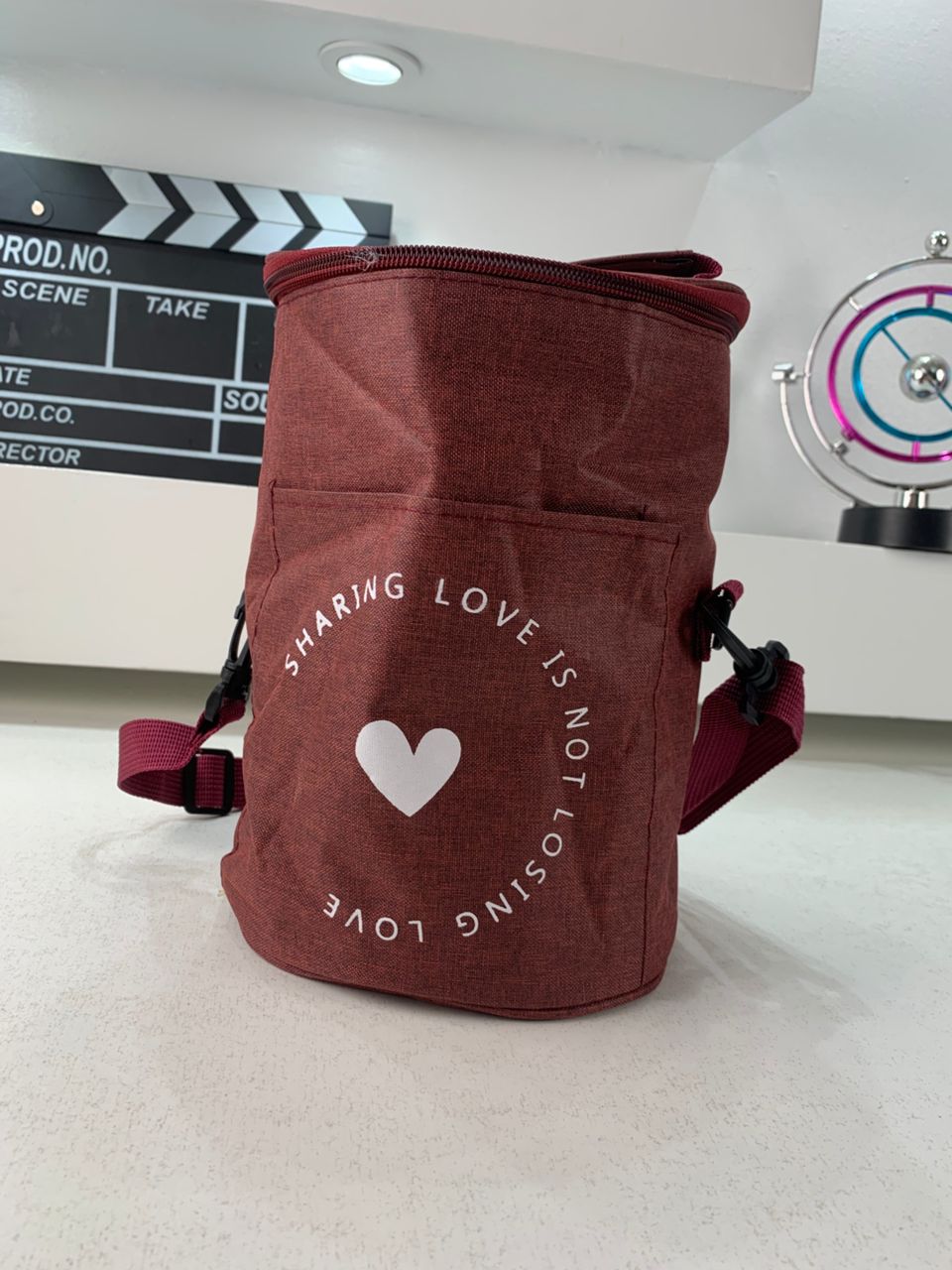 Sac à déjeuner isotherme portable avec bandoulière – حقيبة حفظ الطعام حافظة للحرارة - Maison - صورة حقيقية 8