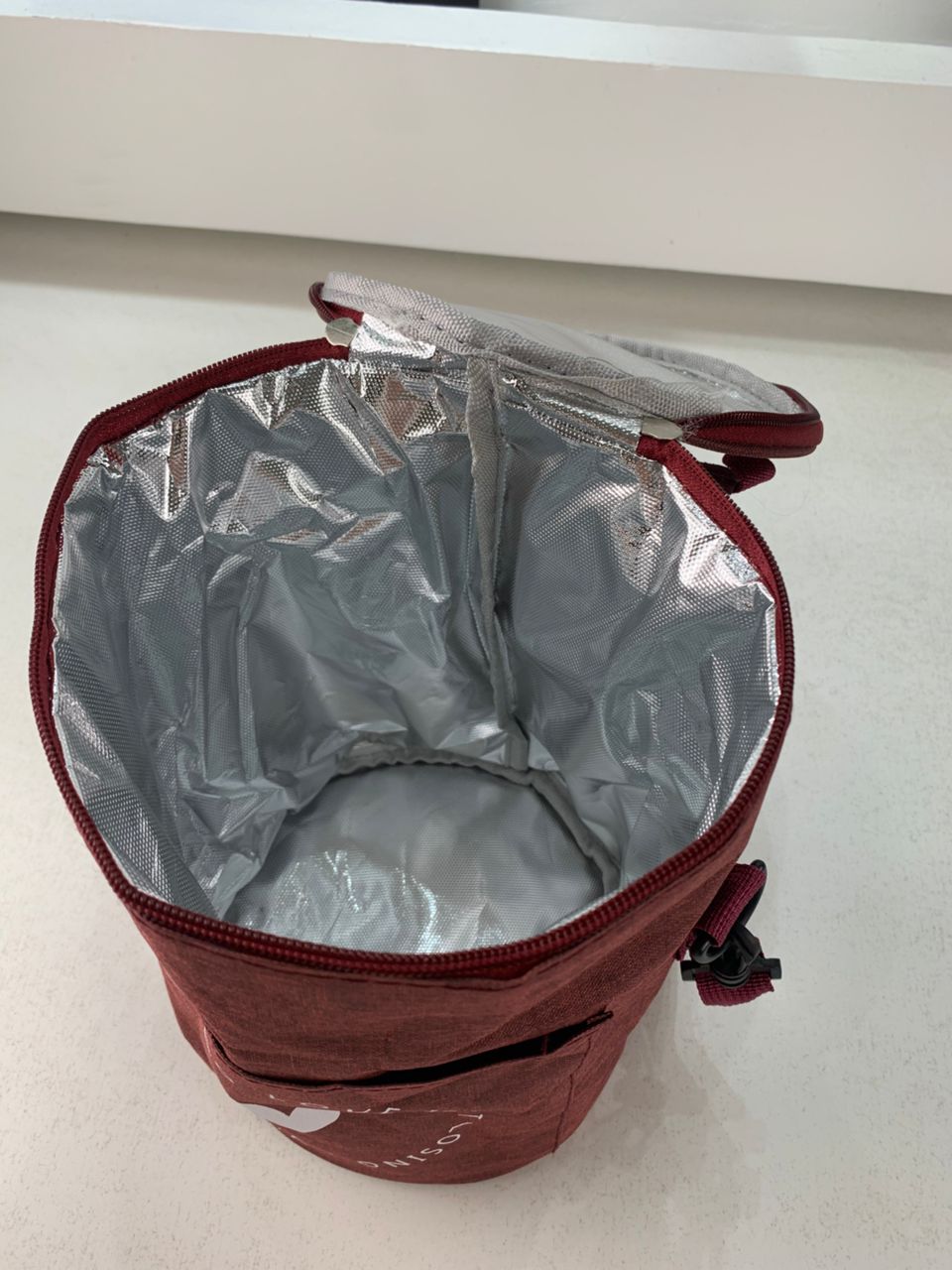 Sac à déjeuner isotherme portable avec bandoulière – حقيبة حفظ الطعام حافظة للحرارة - Maison - صورة حقيقية 9