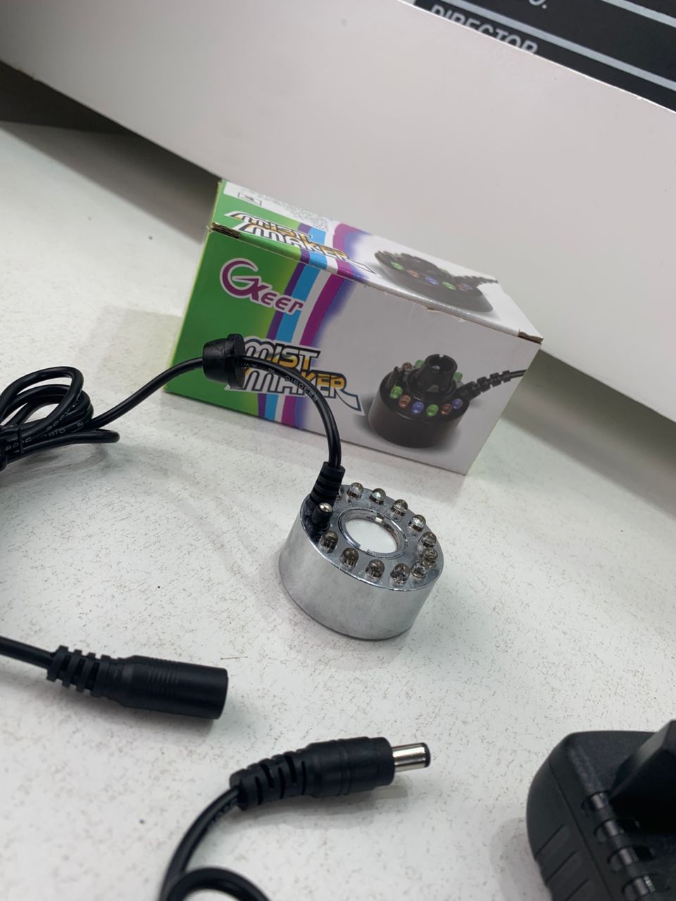 Brumisateur sous-marin Ultrasonique pour Fontaines avec 12LED – جهاز تشكيل الضباب - Maison - صورة حقيقية 7