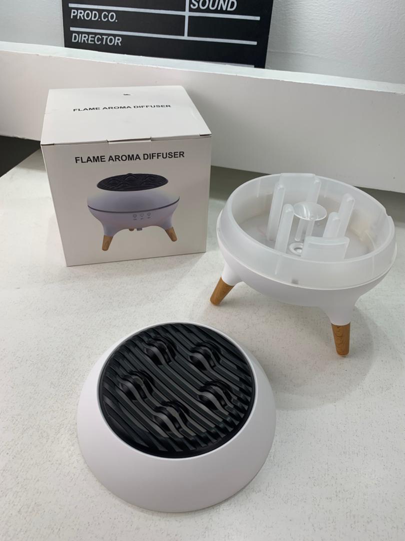 Diffuseur d’huiles essentielles ultrasonique 350 ml avec télécommande et lumières – جهاز تعطير الجو - Électronique - صورة 10