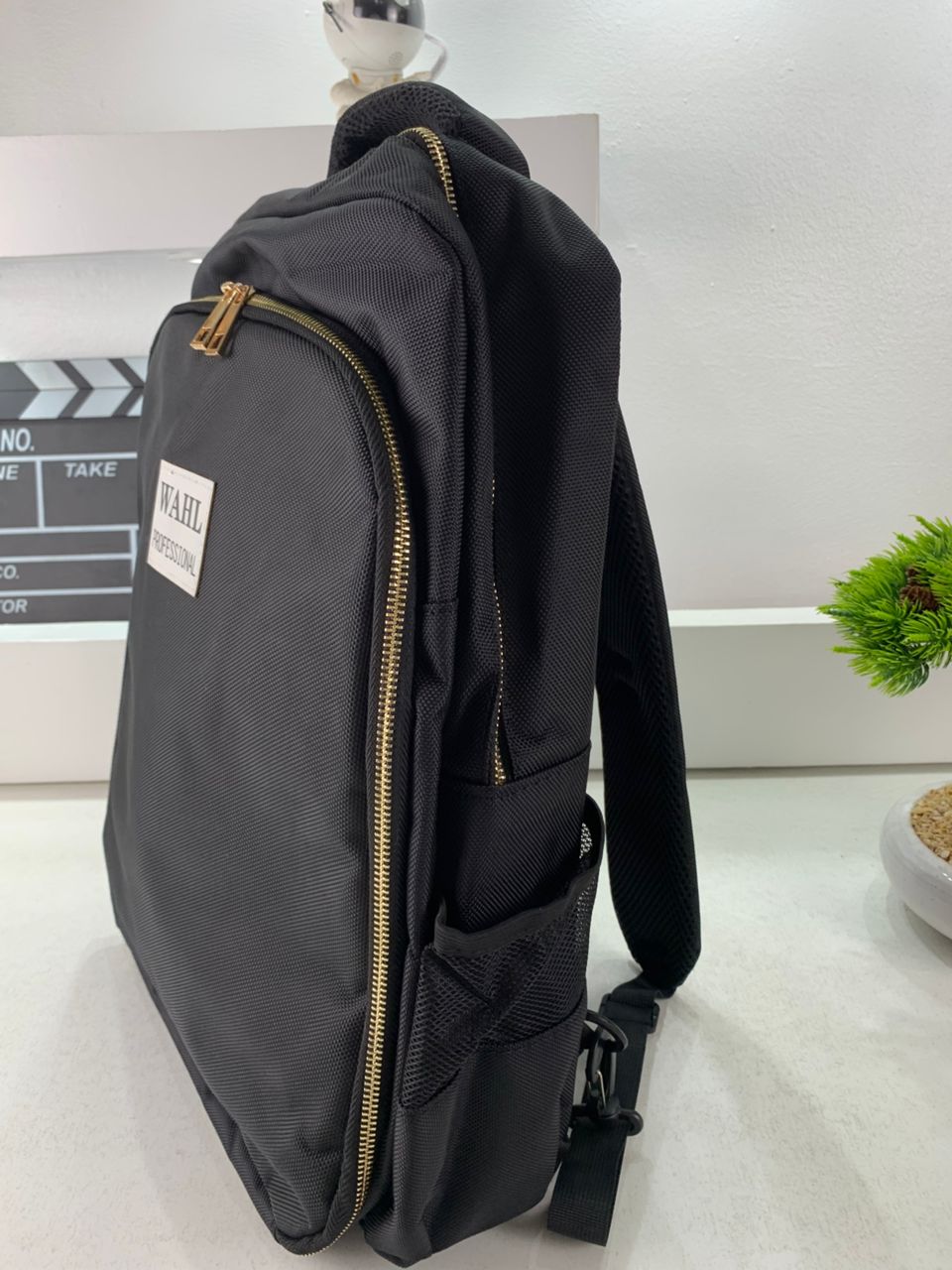 Sac à dos Coiffeur WAHL avec des Support pour Tondeuses et Outils Professionnels – حقيبة اغراض الحلاق - Divers - صورة 8