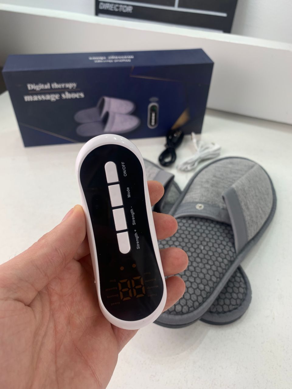 Pantoufles de massage USB pour thérapie électrique à impulsions - Maison - صورة حقيقية 8