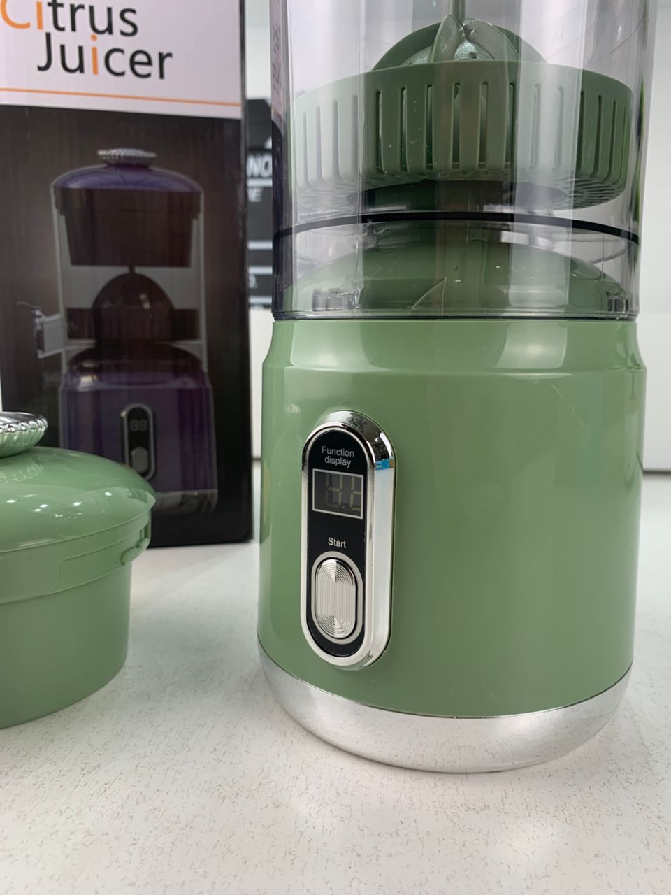Presse Agrumes Electrique Portable 600 ml Rechargeable Moteur Silencieux – عصارة حمضيات محمولة وقابلة للشحن - Cuisine - صورة 7