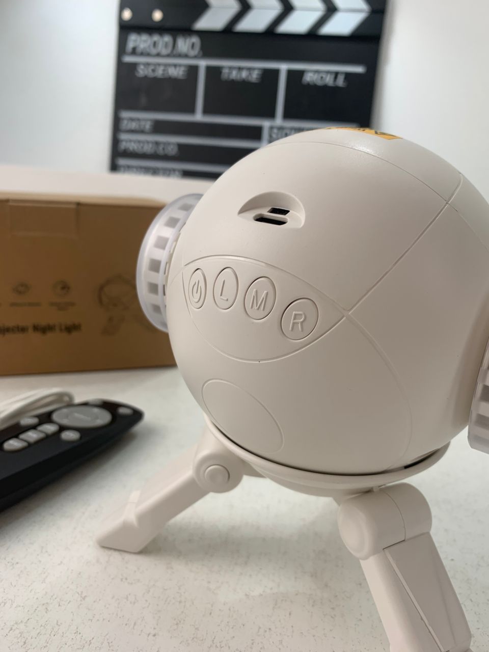 Projecteur Galaxie Astronaute éclairage étoilé réglable à 360° avec télécommande – جهاز عرض نجوم ومكبر صوت - Électronique - صورة حقيقية 9