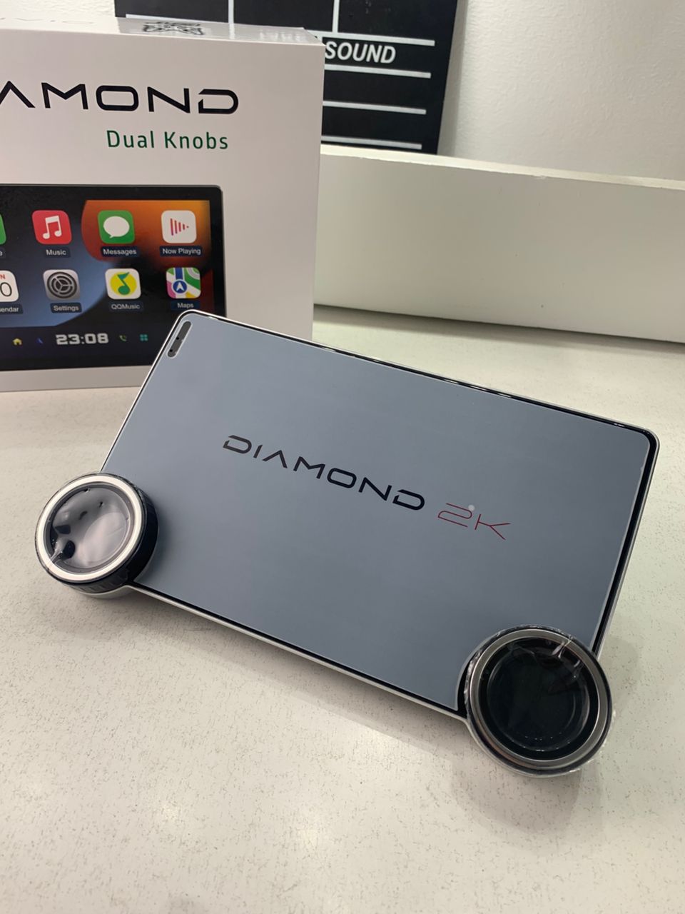 Diamond 2K Écran de voiture Android de 10,1 pouces compatible Apple CarPlay Android Auto – شاشة ذكية للسيارة - Accessoires Auto/Moto - صورة حقيقية 9