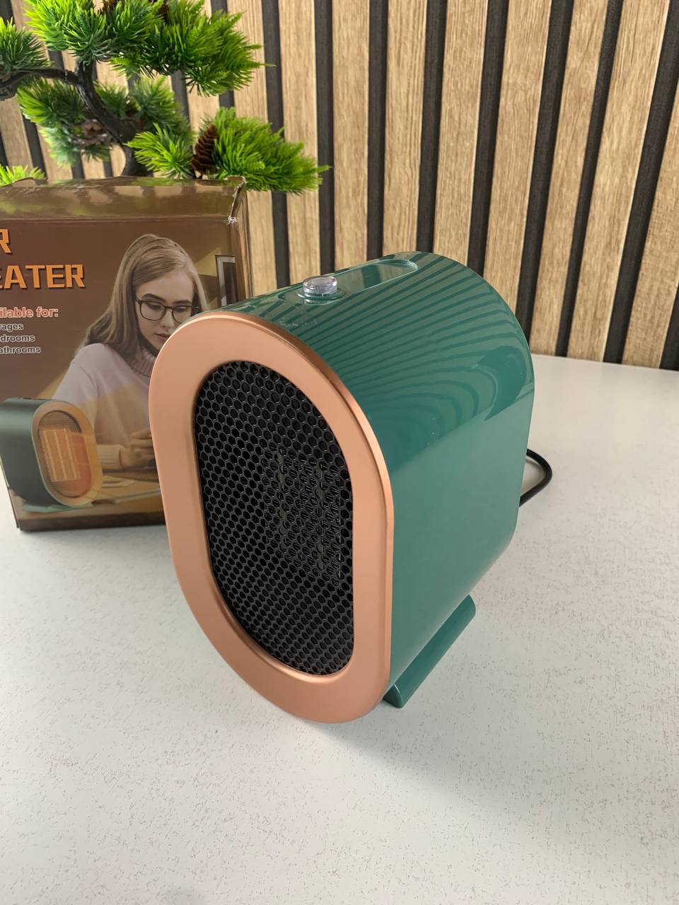 Chauffage soufflant rapide 1200 W idéal pour la maison ou le bureau – سخان كهربائي محمول - Produits de saison - صورة حقيقية 8
