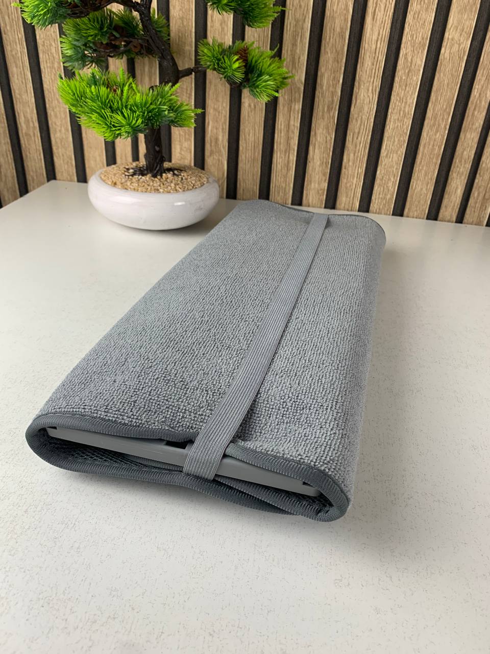 Serviette absorbant en fibres microscopiques avec une base amovible pour vaisselles – منشفة تنشيف و تجفيف الأواني - Cuisine - صورة حقيقية 10