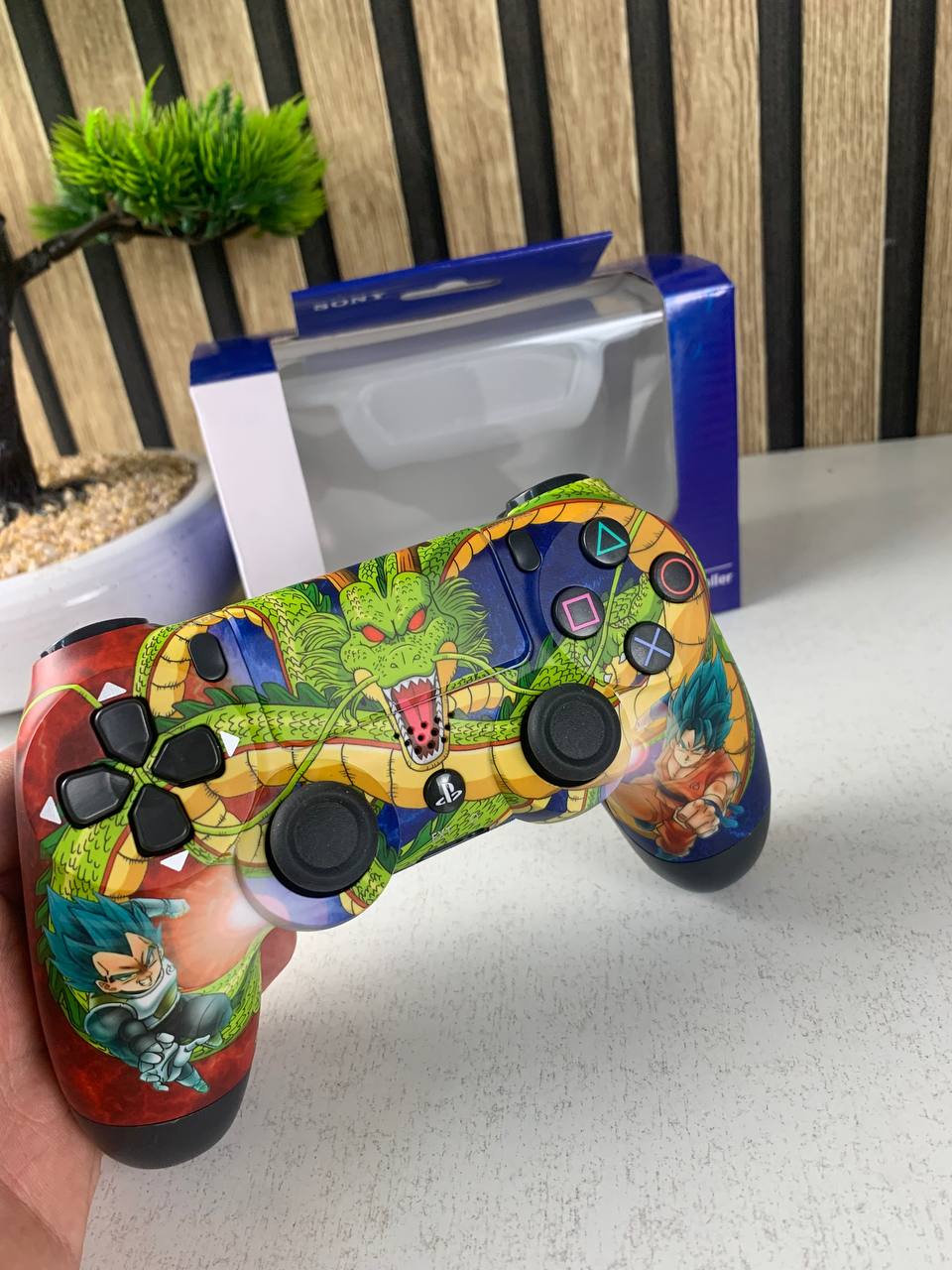 SONY DualShock Manette PS4 Sans Fil, Batterie Rechargeable (High Copy) – Edition Dragon Ball Z - Jouet & Gaming - صورة 5