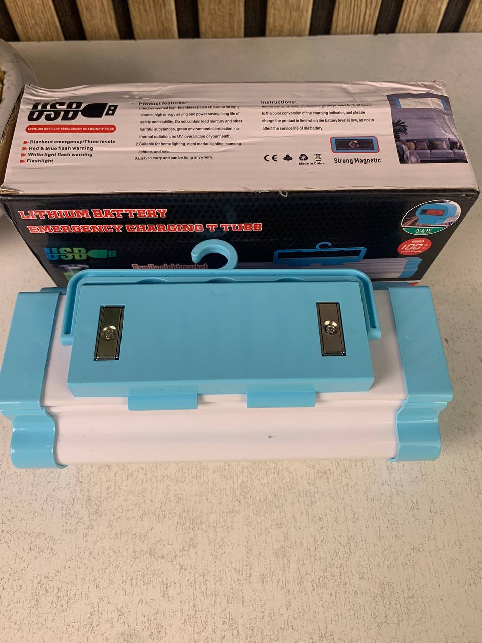 Lanterne de Camping 5-en-1 avec Power Bank PM 3000mAh - مصباح التخييم المغناطيسي متعدد المهام - Camping et Randonnée - صورة حقيقية 11