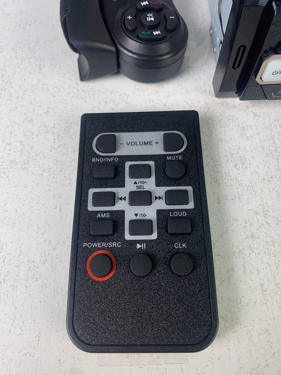 Pioneer-6296BT FM Receiver & MP3 Player pour Voitures - جهاز راديو سيارة بايونير الذكي مع بلوتوث وإضاءة - Accessoires Auto/Moto - صورة حقيقية 8