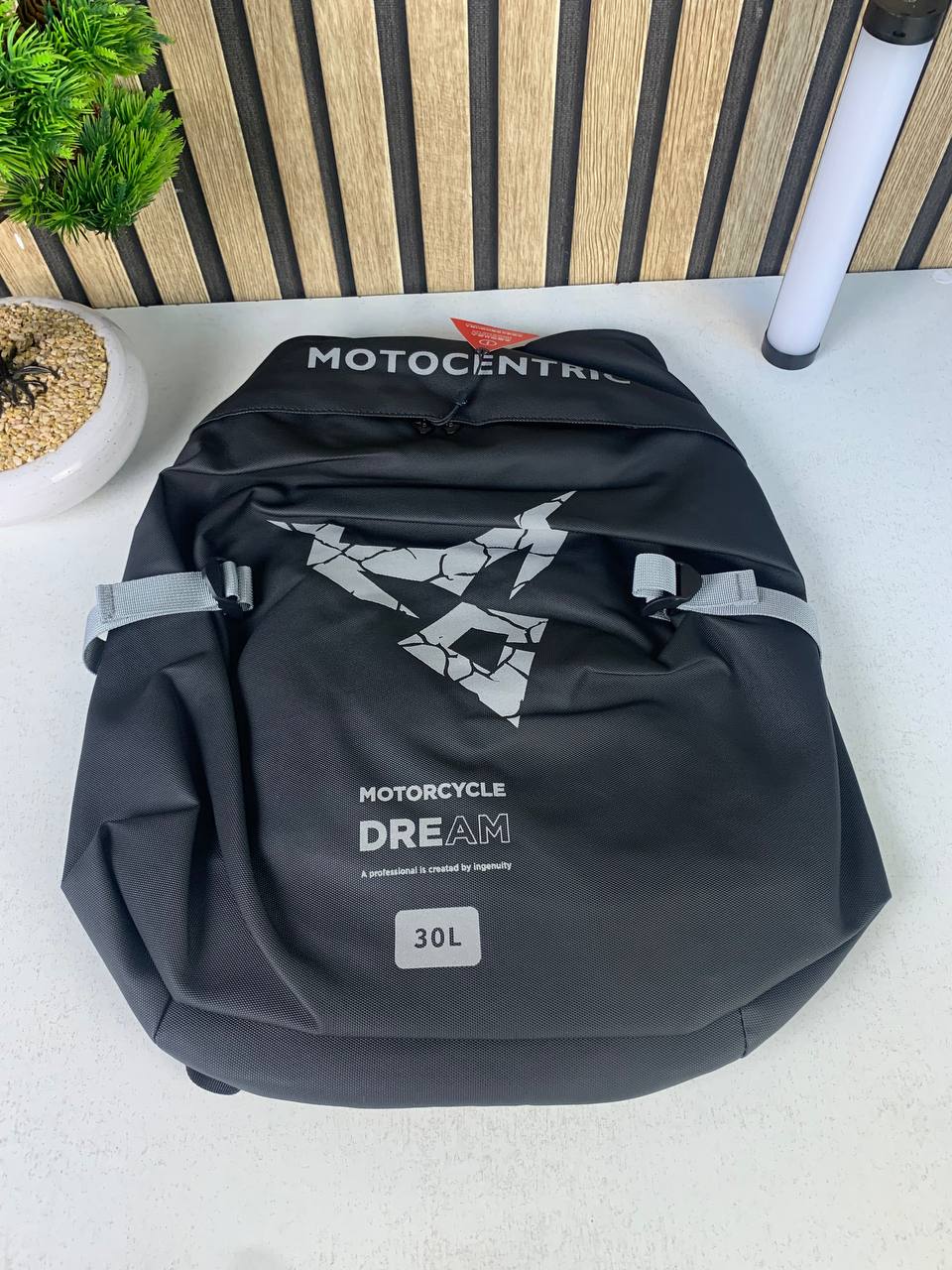 Sac à Dos MOTOCENTRIC pour Casque de Moto - حقيبة ظهر المخصصة لخوذة الدراجة النارية - Accessoires Auto/Moto - صورة 15
