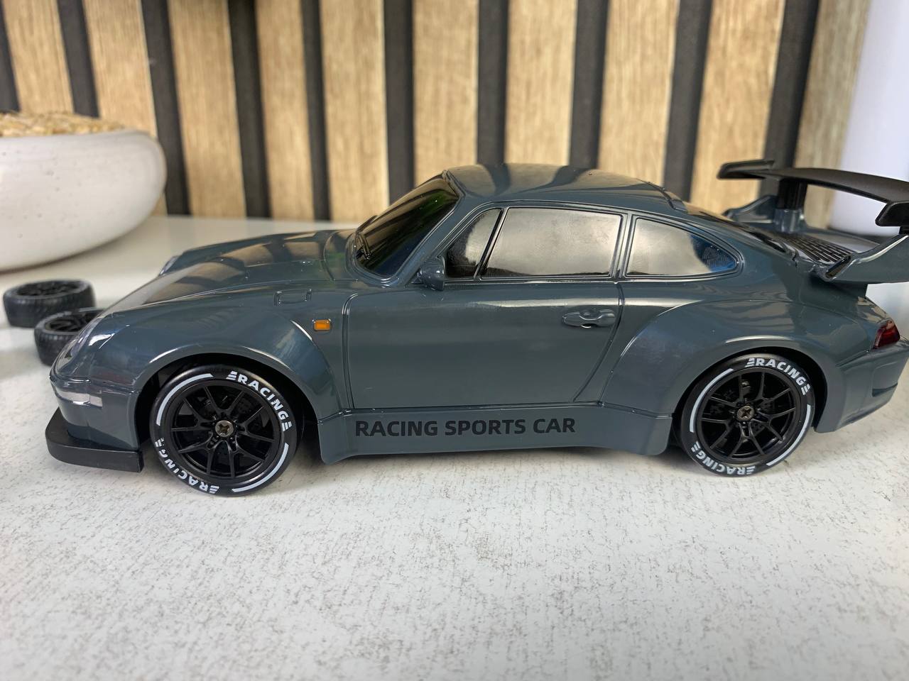 Voiture de Course RC Drift Haute Performance avec Télécommande - سيارة سباق ودرِفت احترافية بجهاز تحكم عن بعد - Jouet & Gaming - صورة 10