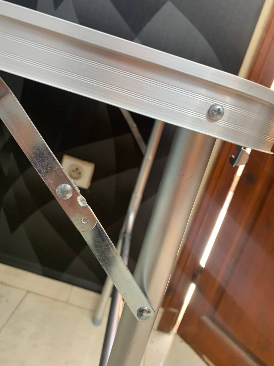 Table de Camping en Aluminium à Hauteur Réglable - طاولة تخييم ألمنيوم قابلة لتعديل الارتفاع - Camping et Randonnée - صورة حقيقية 16
