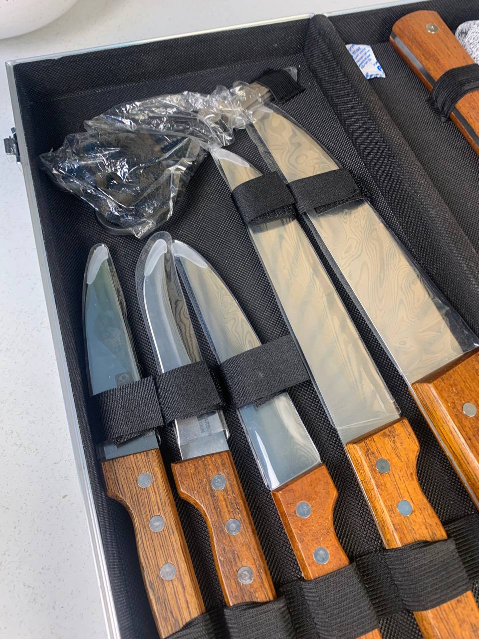 Coffret de Couteaux Professionnel avec Valise en Aluminium 9Pcs - طقم سكاكين الجزارة في حقيبة ألمنيوم صلبة - Cuisine - صورة حقيقية 9