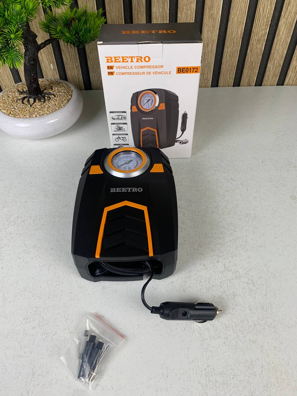 Compresseur de Voiture BEETRO BE0172 150 PSI - مضخة وضاغط الهواء للسيارات بقوة 100 واط - Accessoires Auto/Moto - صورة حقيقية 7