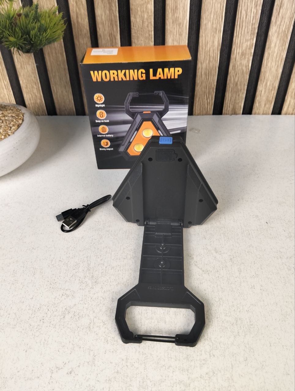 Lampe de Travail Portable pour Multi-usages Base Magnétique Rechargeable USB - مصباح محمول متعدد الوظائف بقاعدة مغناطيسية - Accessoires Auto/Moto - صورة حقيقية 15