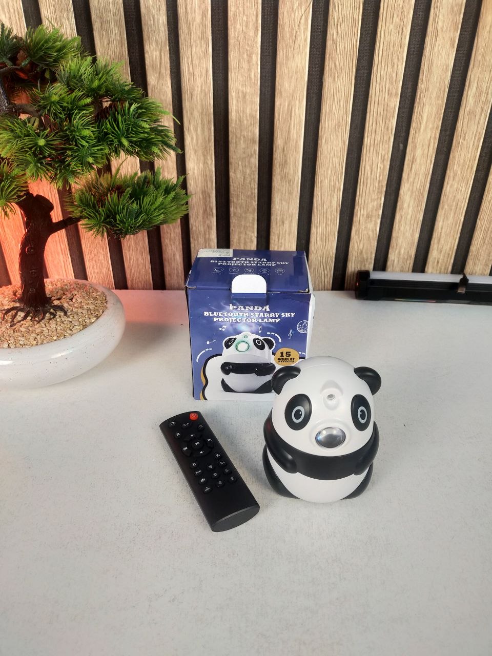 Projecteur de Galaxie et Veilleuse Panda Intelligente Bluetooth avec 15 Effets Lumineux - جهاز بروجكتر المجرات بشكل باندا مع مكبر صوت - Électronique - صورة حقيقية 12
