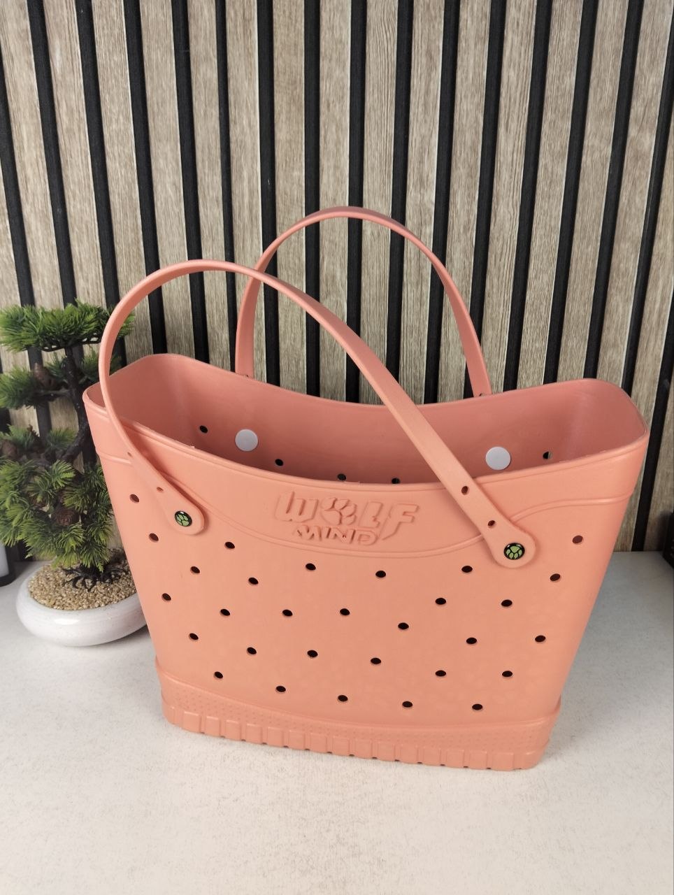 Sac de Plage Eva et Silicone Garni de Trous Grand Cabas Imperméable Tendance pour Été - حقيبة الشاطئ السيليكونية العصرية المقاومة للماء - Vacance & Loisir - صورة 9