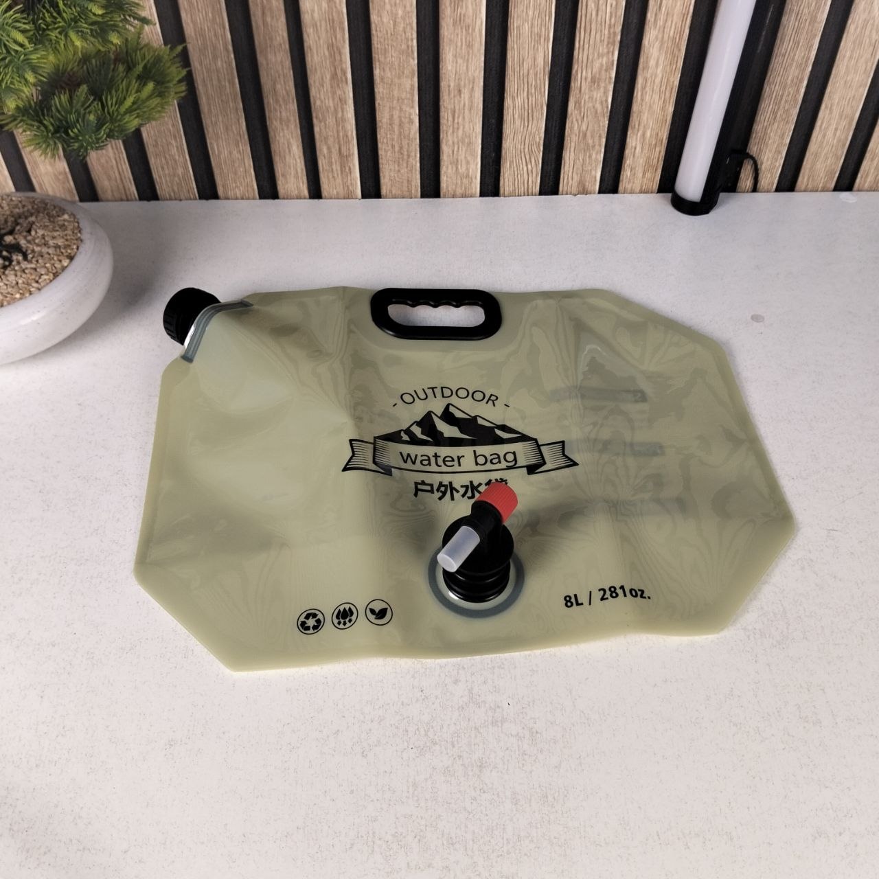Réservoir d'Eau Pliable 8L Portable pour Camping et Randonnée - خزان مياه قابل للطي سعة 8 لتر للرحلات والخرجات - Camping et Randonnée - صورة 14