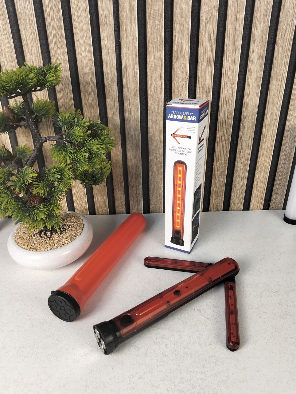 Bâton de Signalisation Routière LED Étanche et Réglable avec Base Magnétique - عصا الإشارة الضوئية لتنظيم المرور والسلامة الطرقية - Accessoires Auto/Moto - صورة 17