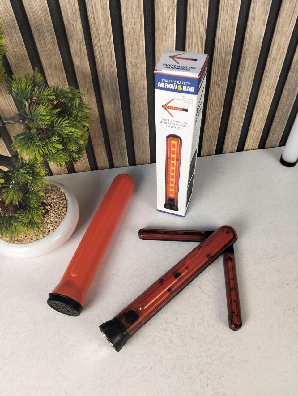 Bâton de Signalisation Routière LED Étanche et Réglable avec Base Magnétique - عصا الإشارة الضوئية لتنظيم المرور والسلامة الطرقية - Accessoires Auto/Moto - صورة 16