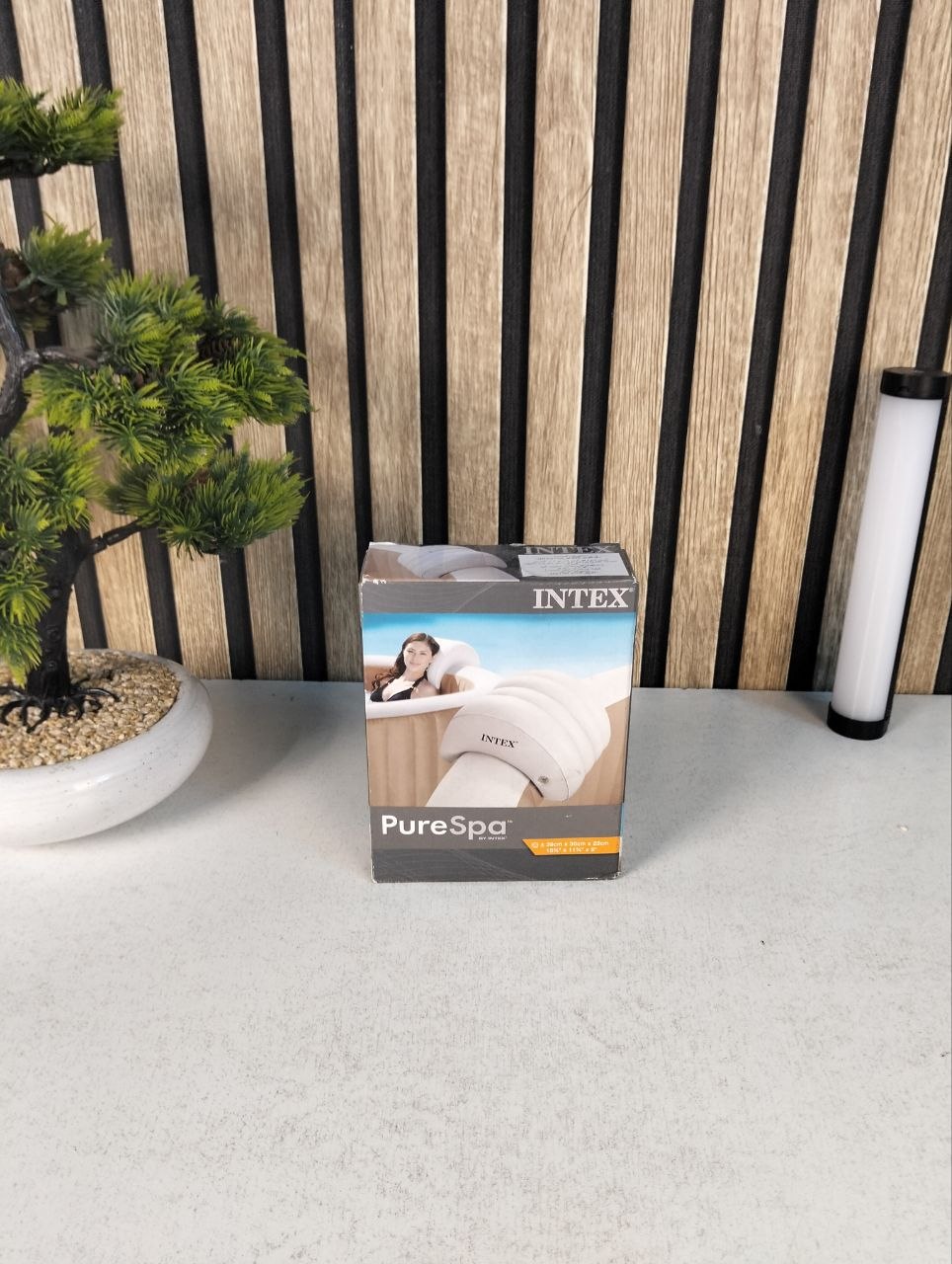 Appui-Tête Gonflable pour Spa Intex 28501 - Amovible et Lesté à l'Eau - مسند الرأس المائي الفاخر لمسابح السبا والجاكوزي من إنتكس - Vacance & Loisir - صورة حقيقية 6