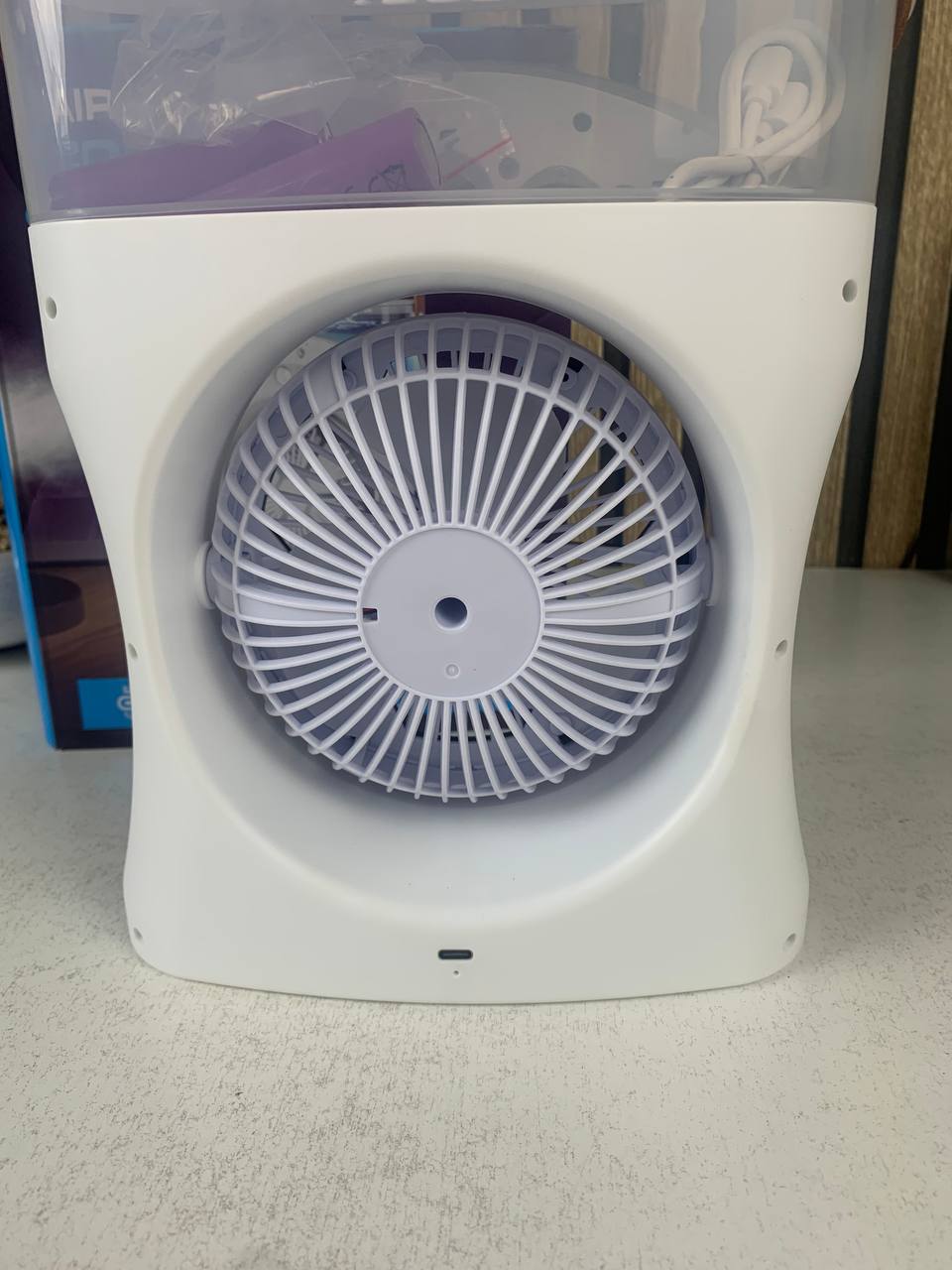 Ventilateur Brumisateur de Bureau Portable USB avec Éclairage - مروحة المكتب الذكية برذاذ الماء والترطيب بـ 3 سرعات - Produits de saison - صورة 14
