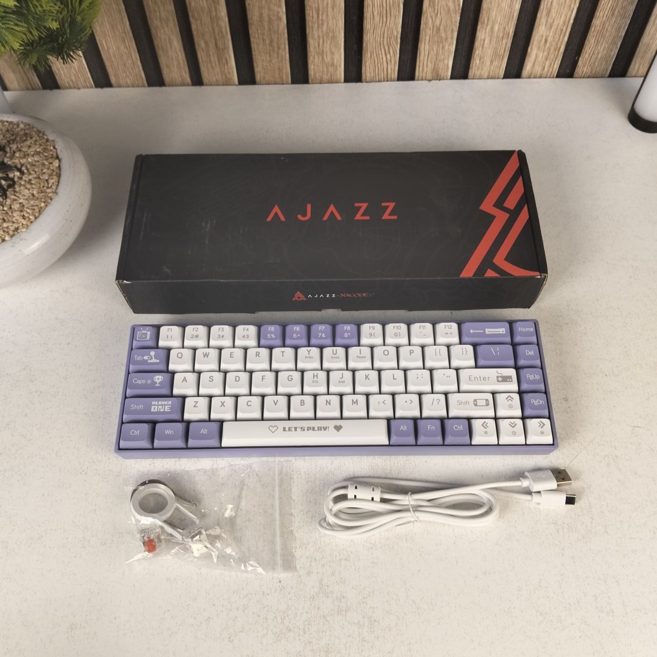 Clavier Mécanique Gaming 65% Compact Filaire avec Hotswap et Rétroéclairage Rainbow - لوحة مفاتيح ميكانيكية - صورة 13