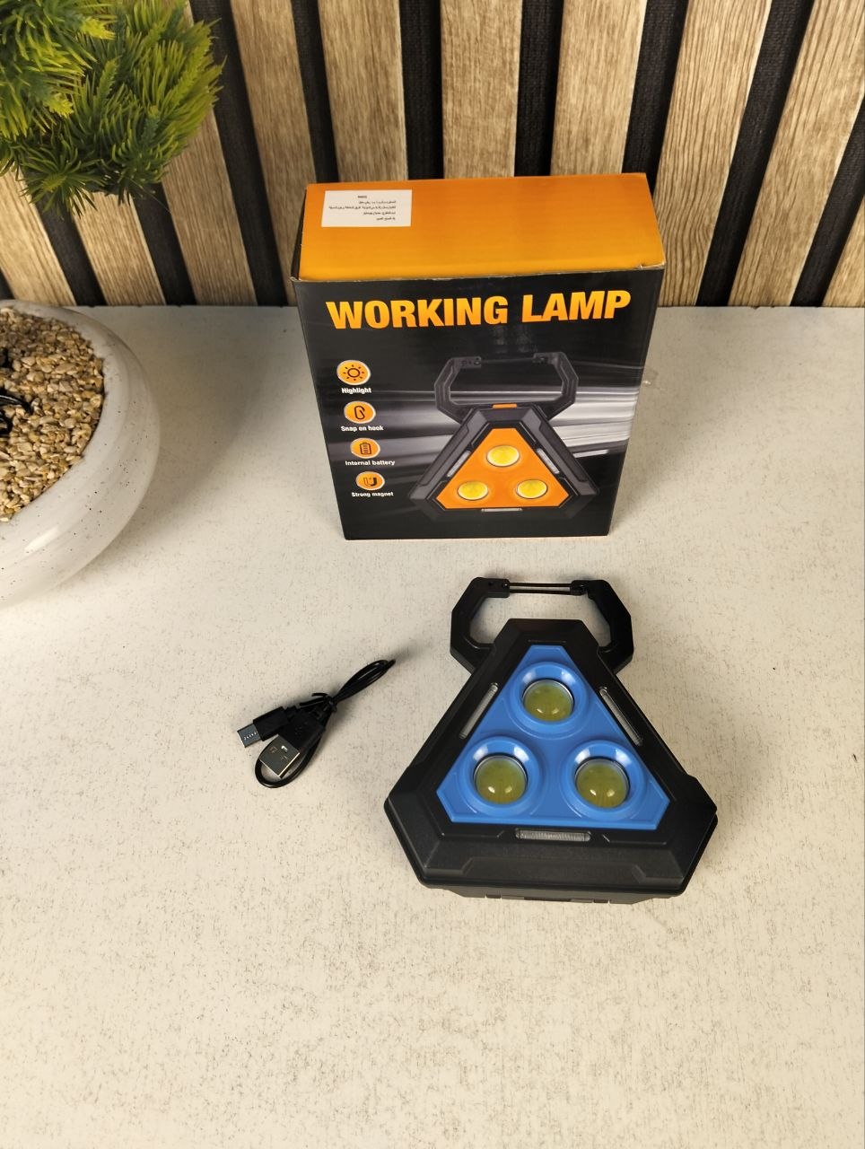 Lampe de Travail Portable pour Multi-usages Base Magnétique Rechargeable USB - مصباح محمول متعدد الوظائف بقاعدة مغناطيسية - Accessoires Auto/Moto - صورة حقيقية 14